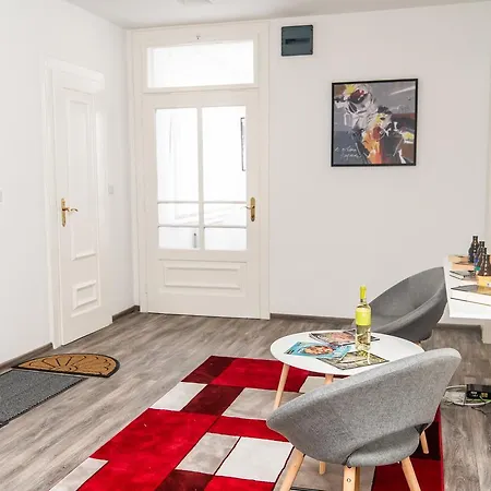 Modern In The Heart Of The Center! 公寓